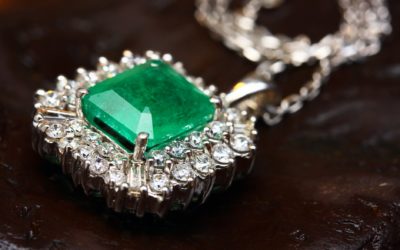 Du lien entre art lapidaire et gemmologie