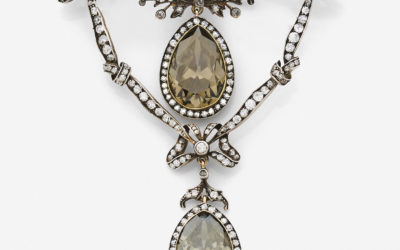 Hypothèse de provenance pour une broche avec deux diamants gris de type IIb